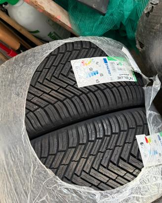 gomme NUOVE mai usate 245/45 R17 99Y