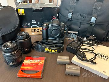 Nikon D90 con 2 obiettivi