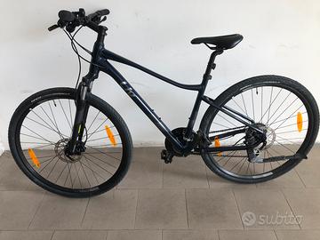 Bici trekking unisex tg. M