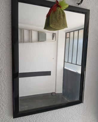 Specchio cornice nera lucida