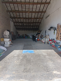 Capannone a Bastia Umbra di 100 mq