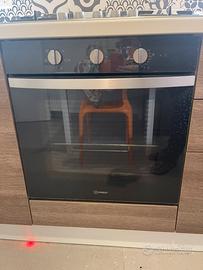 Forno da incasso  Indesit IFW 4534 per cucina