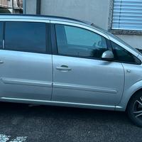 Opel Zafira metano-benzina