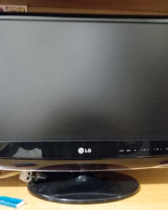 Televisore LCD 21"