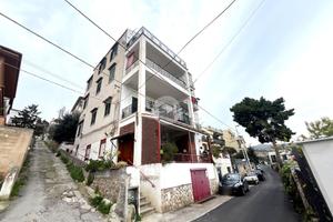 4 LOCALI A PALERMO
