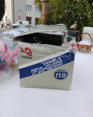 macchina fotografica  yashica