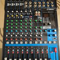 Mixer Yamaha MG12XU
