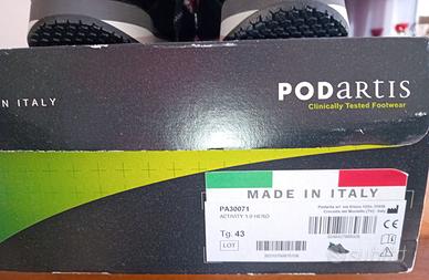 Scarpe podartis
