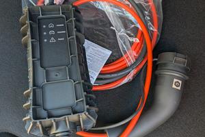 caricatore elettrico Jeep  portatile 