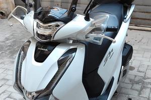 Honda sh 150abs