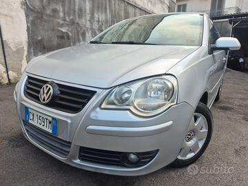 Volkswagen Polo 1.2 BENZ ACCESSORIATA 2006