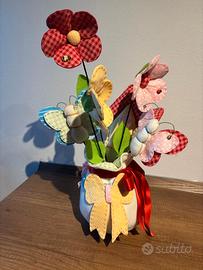 Fiori con farfalle realizzati a mano - handmade