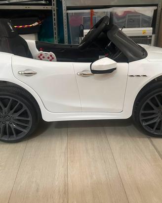 Auto elettrica per bambini Maserati Ghibli 12V
