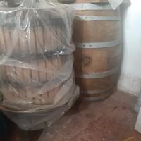 Torchio a leva per vinacci da 45 e botte in rovere