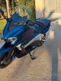 TMAX DX 530 