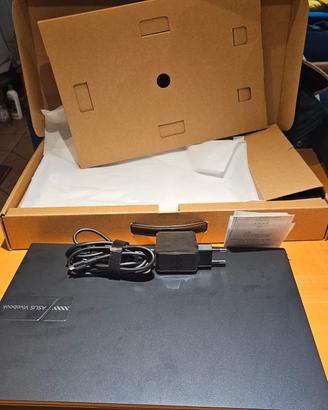 Asus Vivobook 15 - I7 - 16GB RAM - PARI A NUOVO