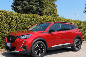 Peugeot 2008 1.5 CATENA AGGIORNATA Allure s