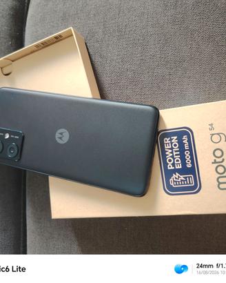 MOTOROLA G54