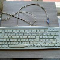 Tastiera bianca per PC, connettore PS/2