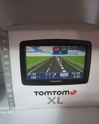 Navigatore satellitare GPS TomTom touchscreen