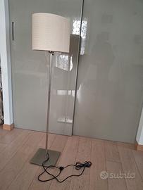 Lampada da terra Ikea