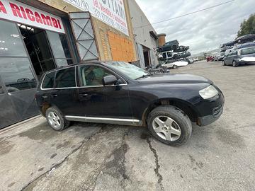 Ricambi Volkswagen Touareg 2.5 TDI R5 del 2005