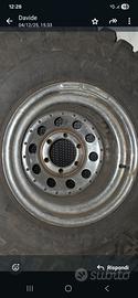 cerchi con gomme  nissan pajero toyota 