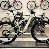 E-Bike Leggera Focus VAM2 9.8 - 17.9kg Fazua 430wh