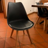 Slot 8 sedie stile scandinavo