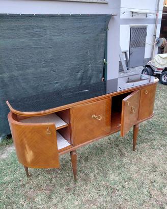 Mobile credenza