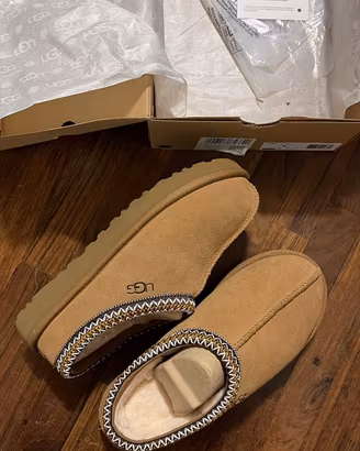 Ugg Tasman