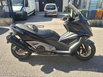 KYMCO AK 550 SUPER TOURING