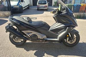 KYMCO AK 550 SUPER TOURING