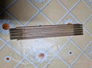 Metro e matite per carpenteria