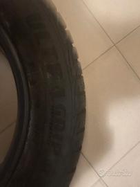 Gomme da Neve Good Year 205/60R16 - 96H