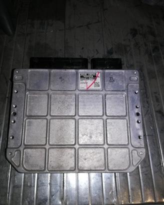 Centralina motore TOYOTA YARIS 13 del 2008