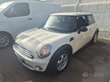 Mini Cooper 1.4 Benzina ok neopatentati