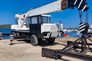 autogru rigo 25 ton