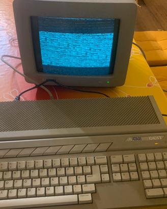 Atari 1040 STF + monitor SM124 funzionante