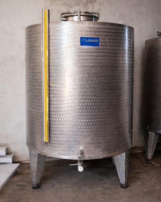 Serbatoi in acciaio inox – uso professionale