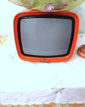 TV Vintage Magnadyne anni ’70