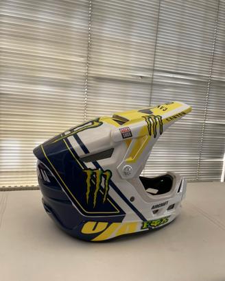 Casco 100% Aircraft composit