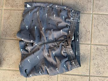 Costume da ragazzo dell Nike