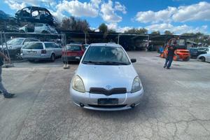 RICAMBI AUTO TOYOTA YARIS 2002