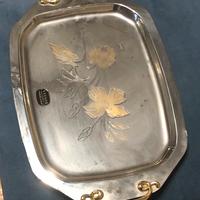 Vassoio in inox con decorazioni in oro 24kt