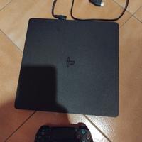 PS4 Slim 