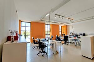 Ufficio con possibile cambio in residenziale