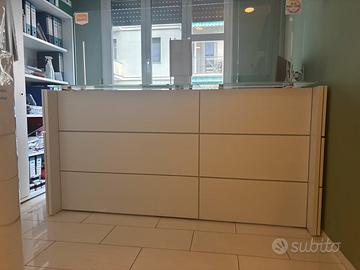 Bancone  Reception Bianco-Vetro