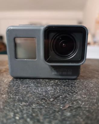 GoPro HERO5 Black Condizioni ottime+ Accessori