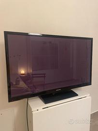 TV (NON SMART) SAMSUNG 55” (118x70 cm)